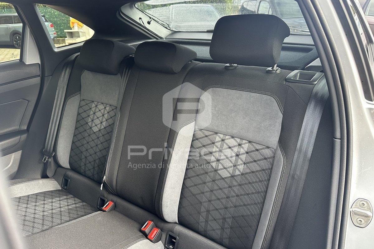 VOLKSWAGEN Taigo 1.5 TSI ACT 150 CV DSG R-Line Plus