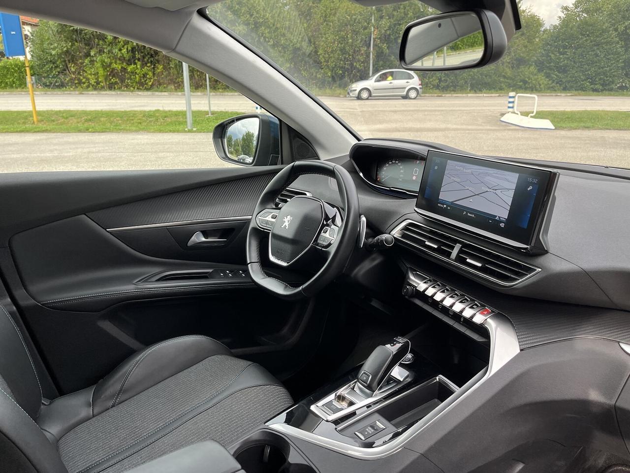 PEUGEOT 5008 1500 HDI 130 CV AUT. 7 POSTI ALLURE