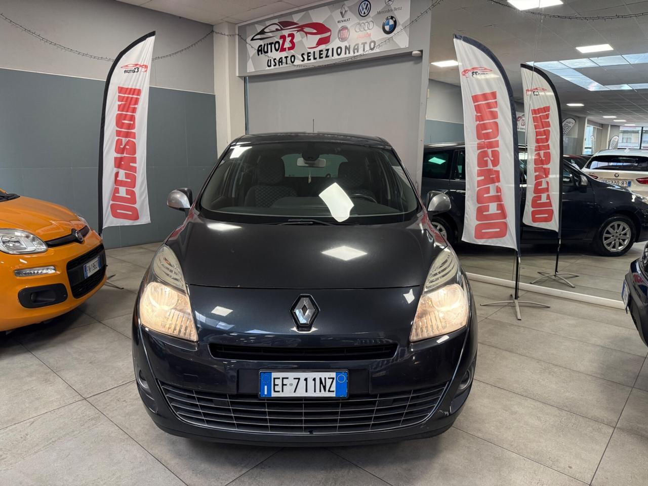 Renault Scenic 1.9 dCi 130CV Dynamique 7 Posti