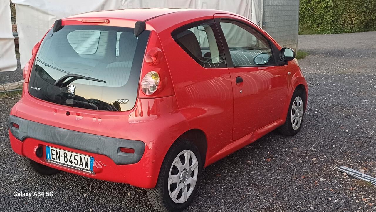 Peugeot 107 1.0 68CV 3p. Access