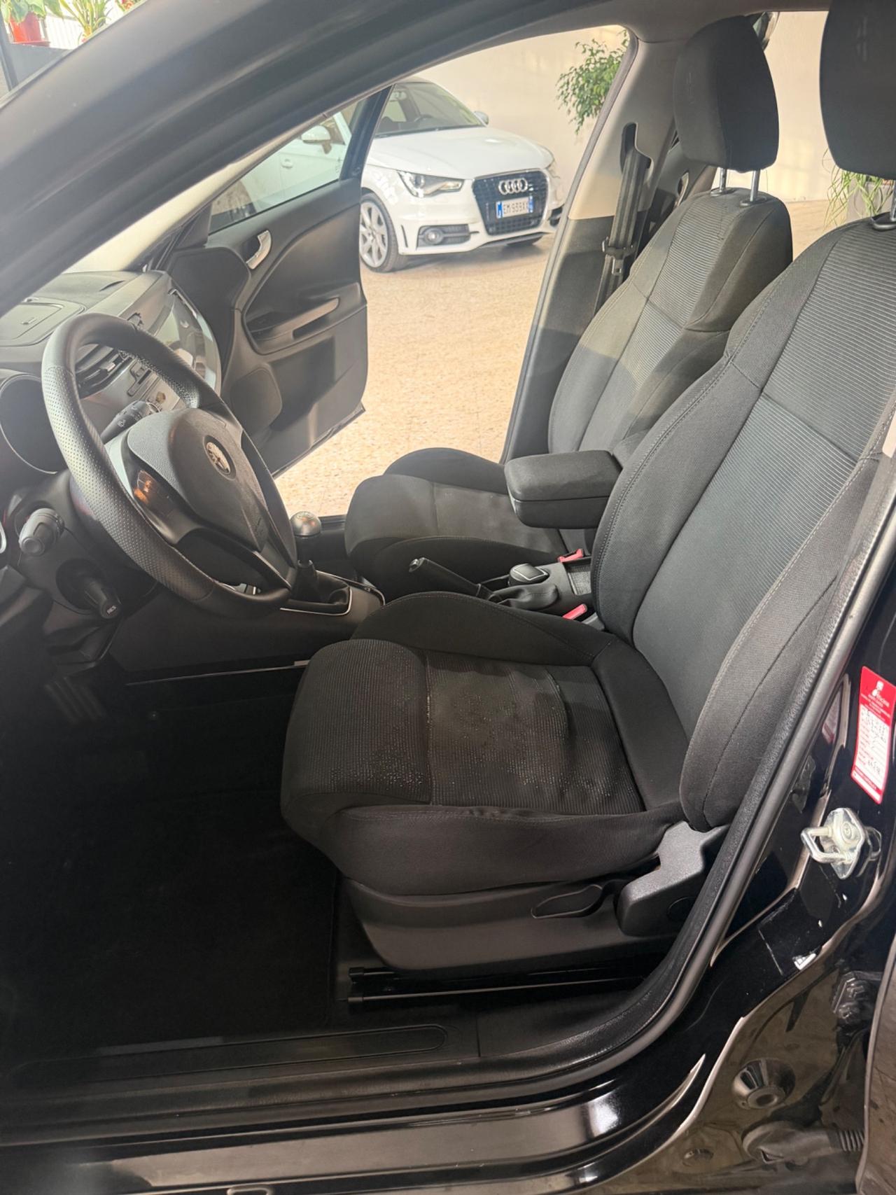 Alfa Romeo Giulietta 1.6 JTDm-2 105 CV 2013