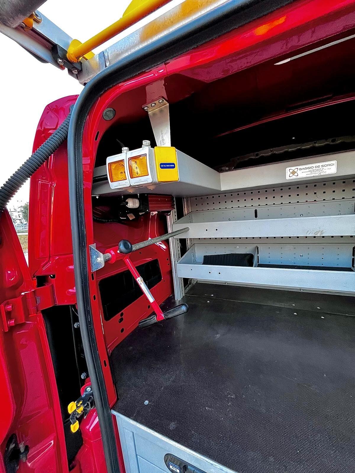 Fiat Fiorino 1.3 MJT 95CV Cargo Adventure