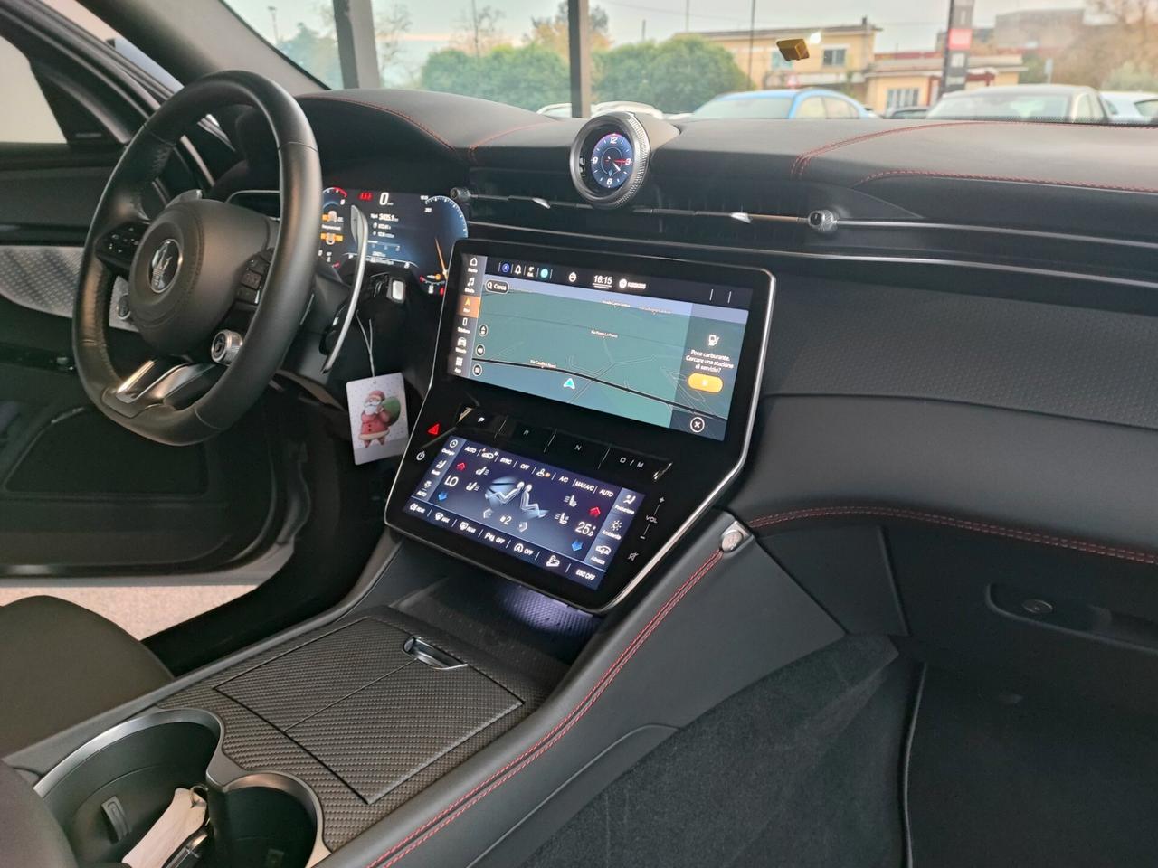 Maserati Grecale V6 AWD Trofeo FULL+++