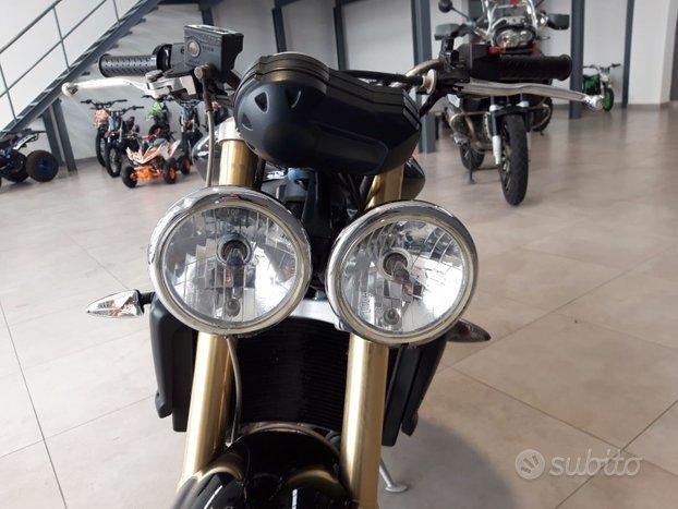 Triumph Street Triple 675