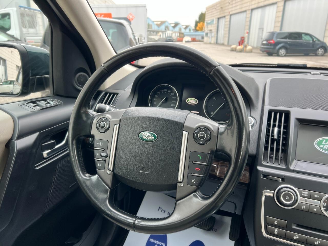 Land Rover Freelander 2.2 SD4 SE Luxury FULL OPTIONAL
