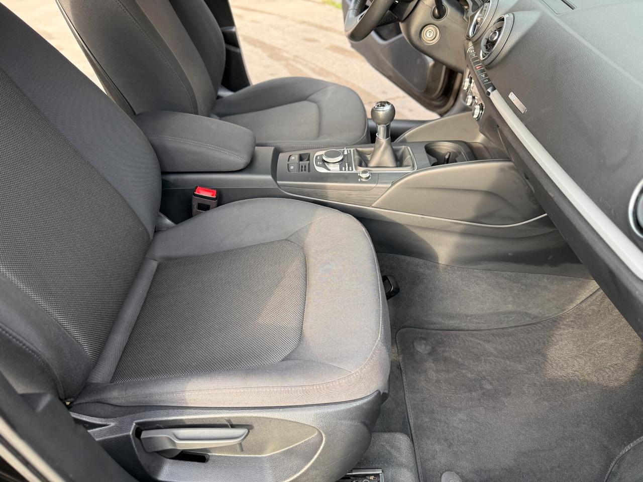 AUDI A3 SPB 2.0 TDI BUSINESS 150CV