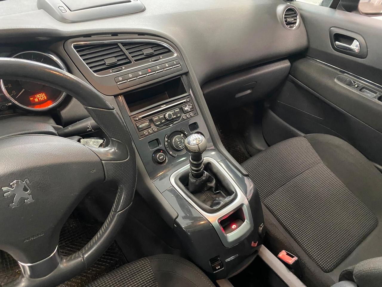 Peugeot 5008 1.6 HDi 110CV Business