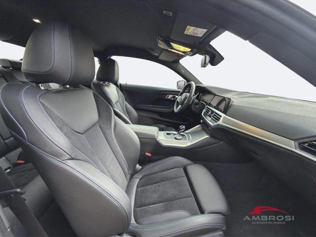 BMW 220 Serie 2 i Coupe MSport auto