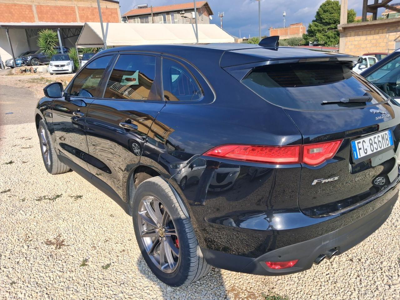 Jaguar F-Pace 2.0 D 180 CV R-Sport catena fatta tu
