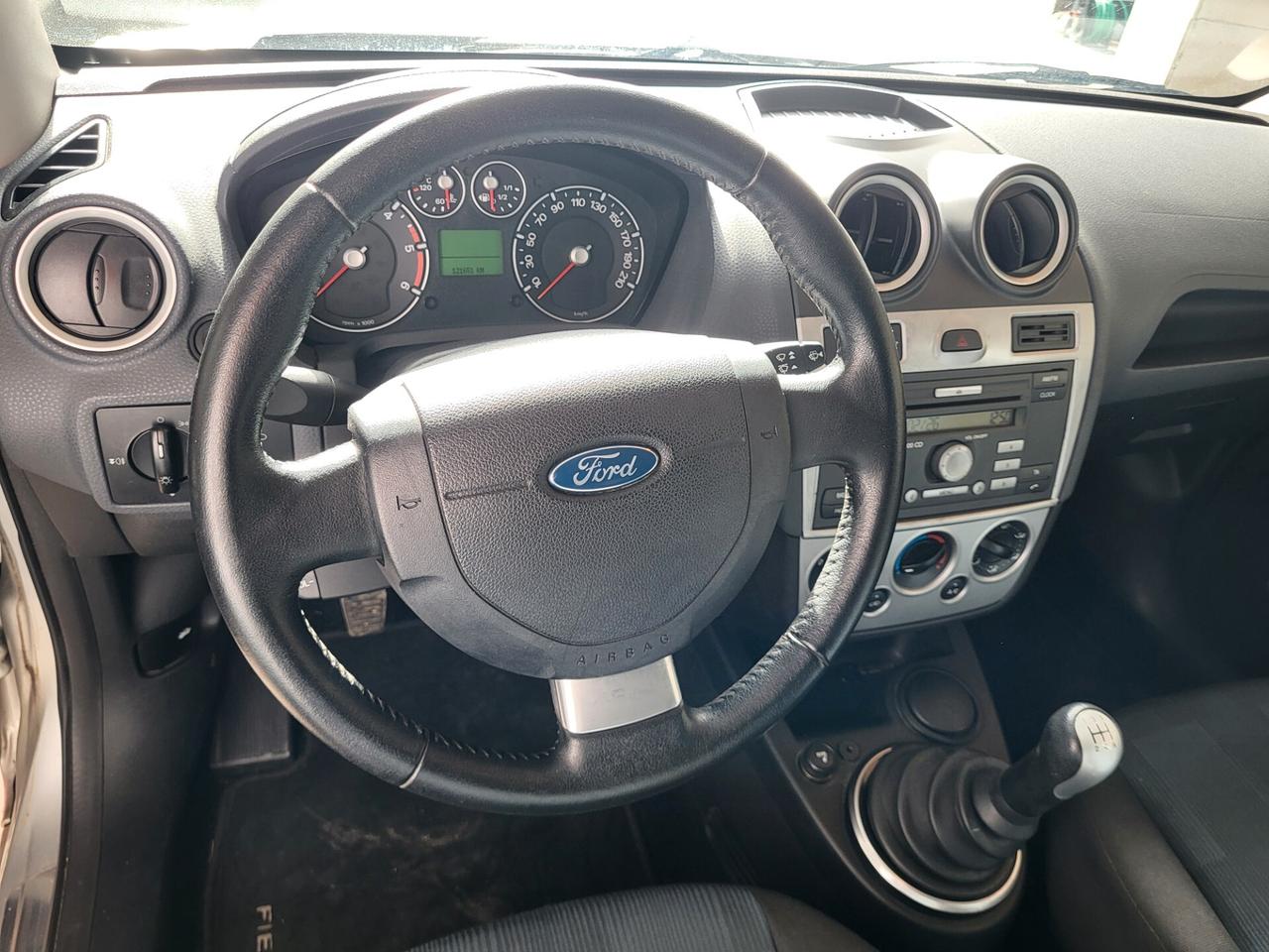 Ford Fiesta 1.4 TDCi 5p. Ghia