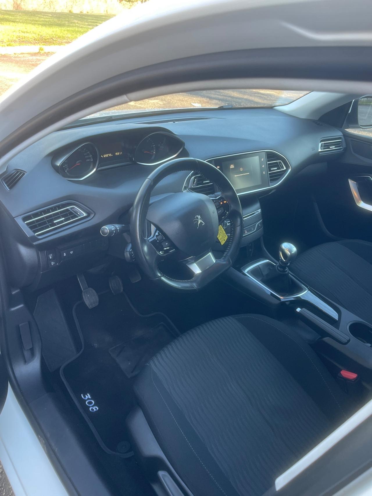 Peugeot 308 BlueHDi 120 S&S EAT6 GT Line