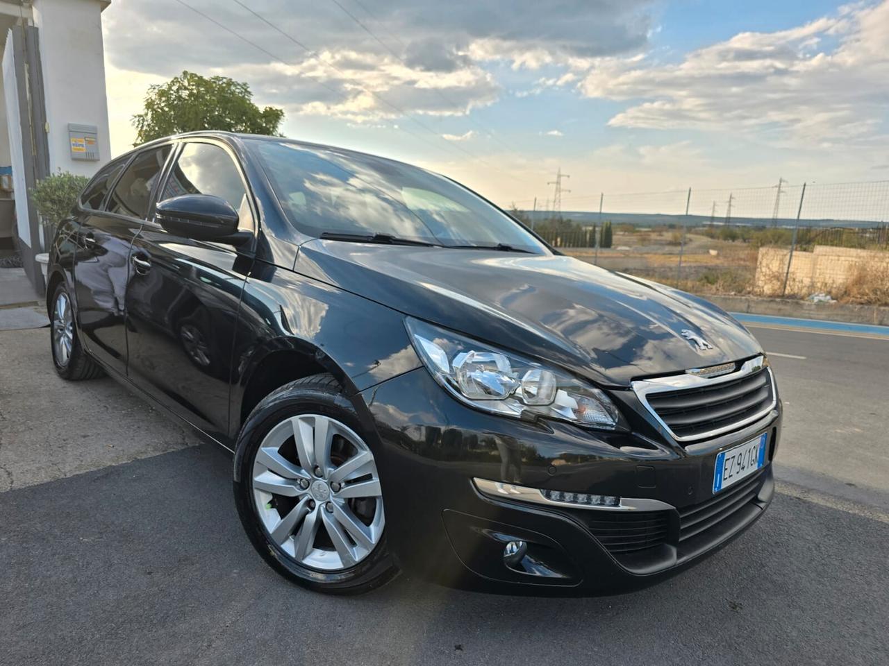 Peugeot 308 BlueHDi 120 S&S EAT6 SW Business