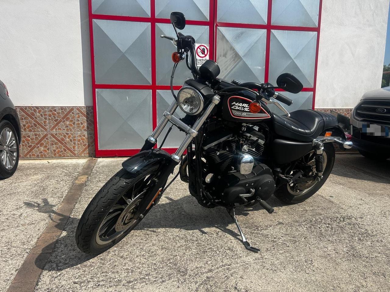 Harley-davidson 883 Sportster R