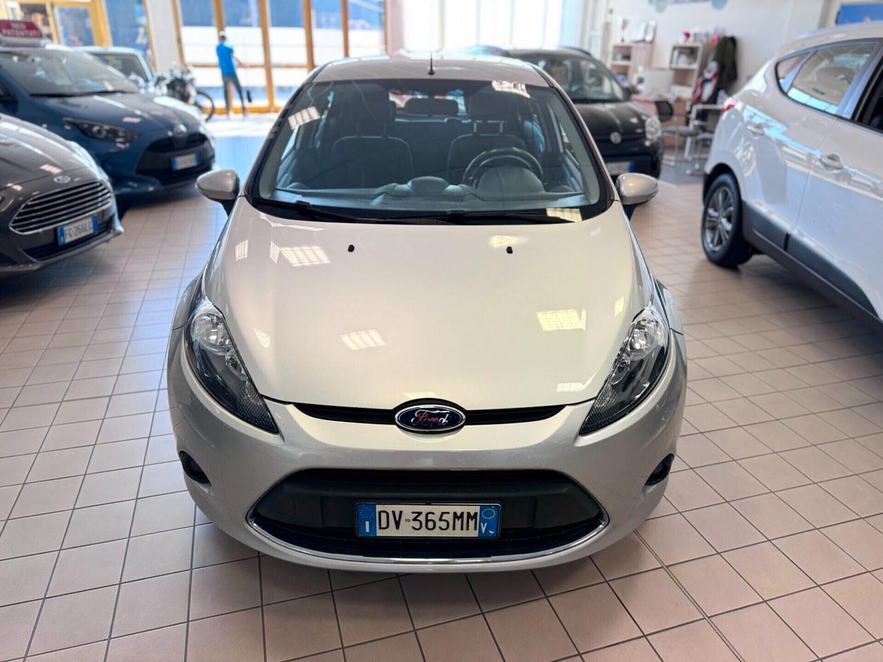 Ford Fiesta 1.4 TDCi 68CV 5 porte Titanium