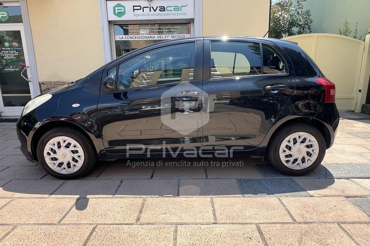 TOYOTA Yaris 1.0 5 porte Sol