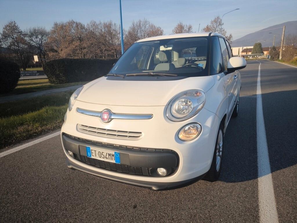 FIAT 500L 1,4 BENZ-95CV-LOUNGE-EURO 6-OK NEOPATENTATI