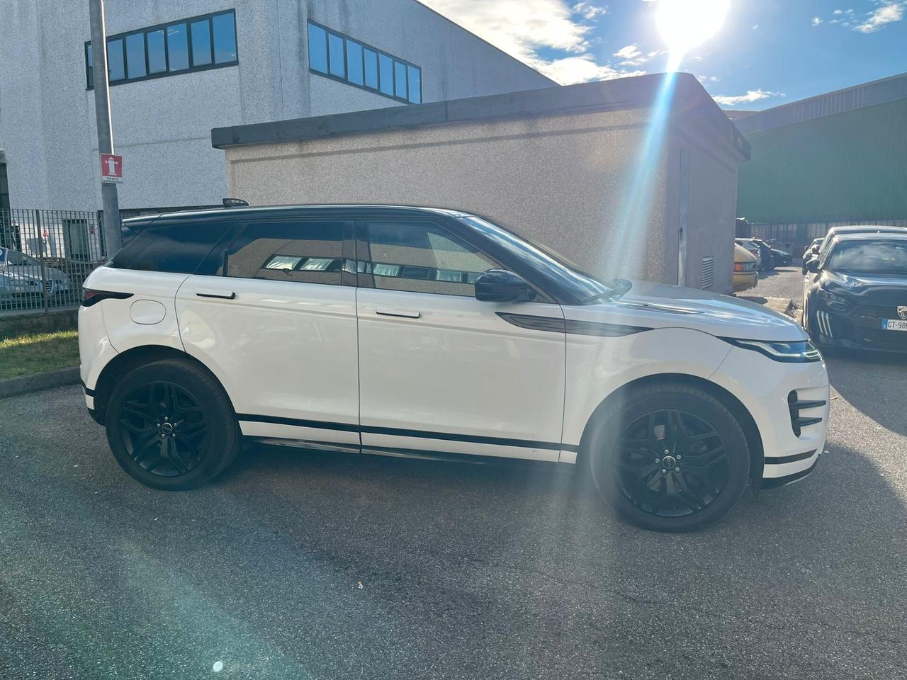 Land Rover Range Evoque 2.0D I4-L.Flw 150CV AWD Auto R-Dynamic SE