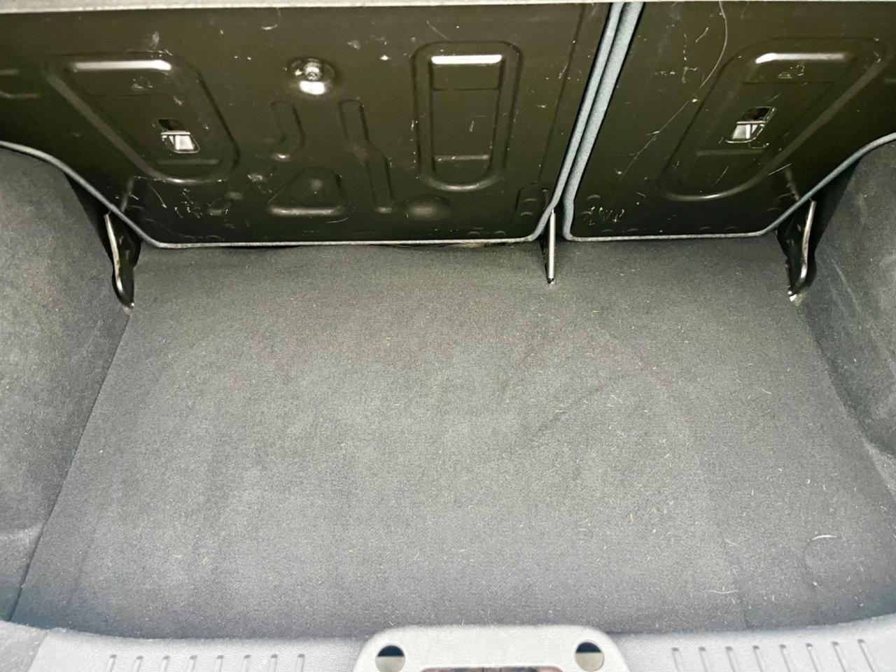 Ford Fiesta 1.2benz 2009 113.000km perfetta per neopatentati