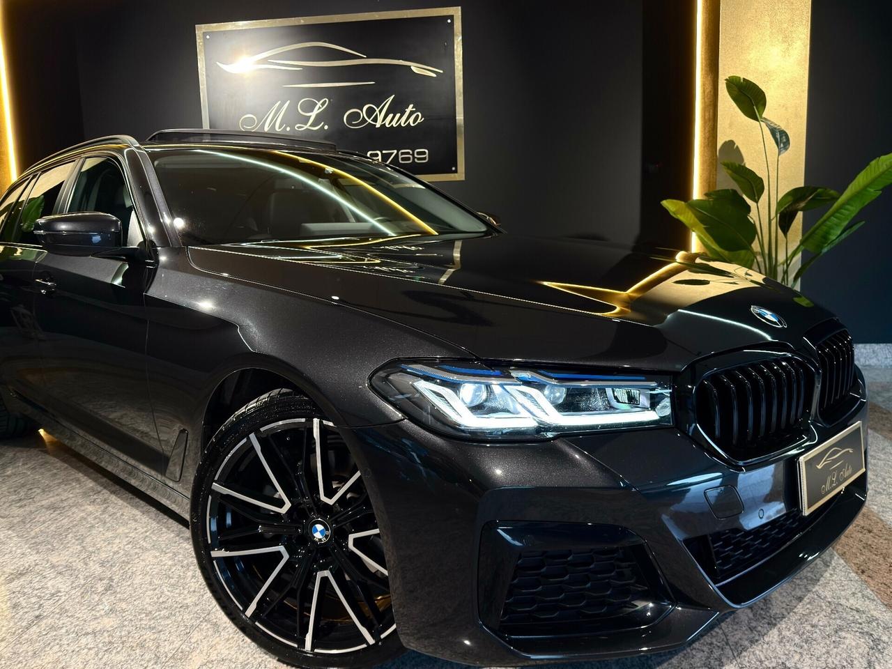 Bmw 520 520d 48V Touring Luxury **PARI AL NUOVO**