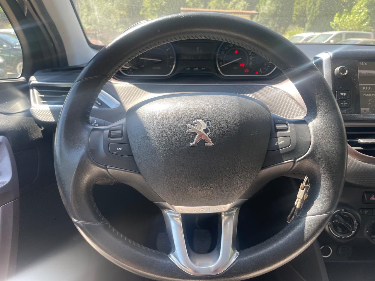 Peugeot 2008 1.2 VTi 82CV Allure