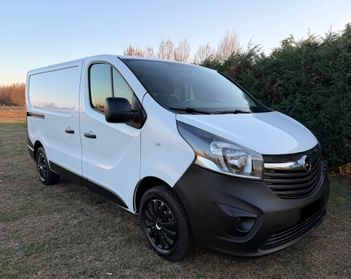 OPEL VIVARO 1.6 DCi NEOPATENTATI