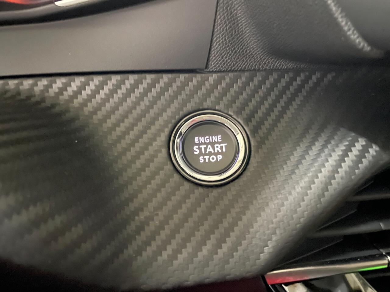 Peugeot 208 Hybrid 110 e-DCS6 Allure Km0 Neopatentati