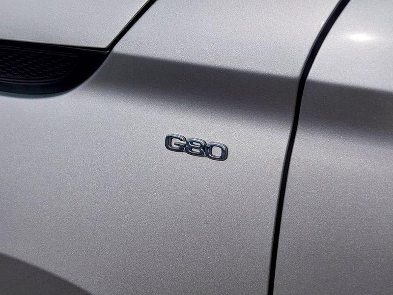 Mahindra KUV100 1.2 K8 FWD