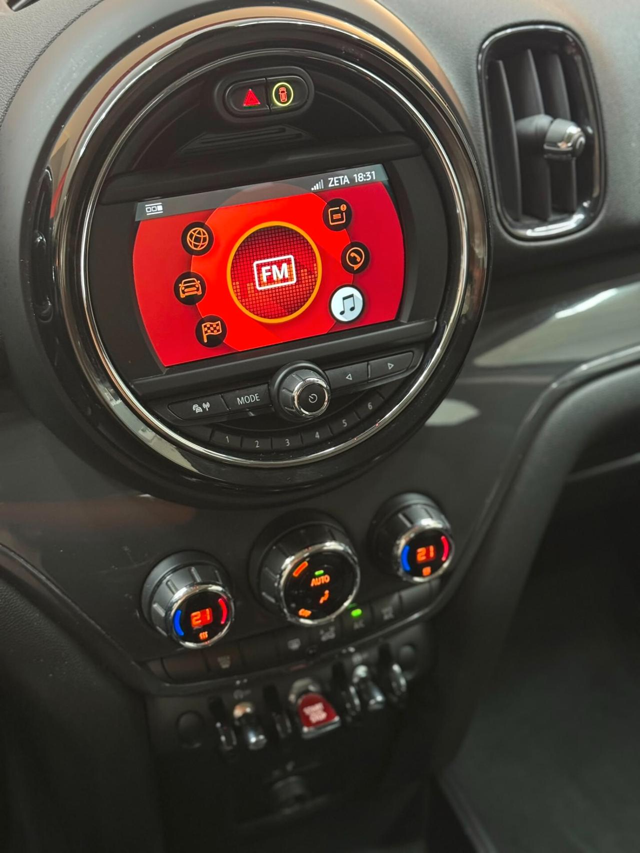 Mini One Countryman 1.5 Hype