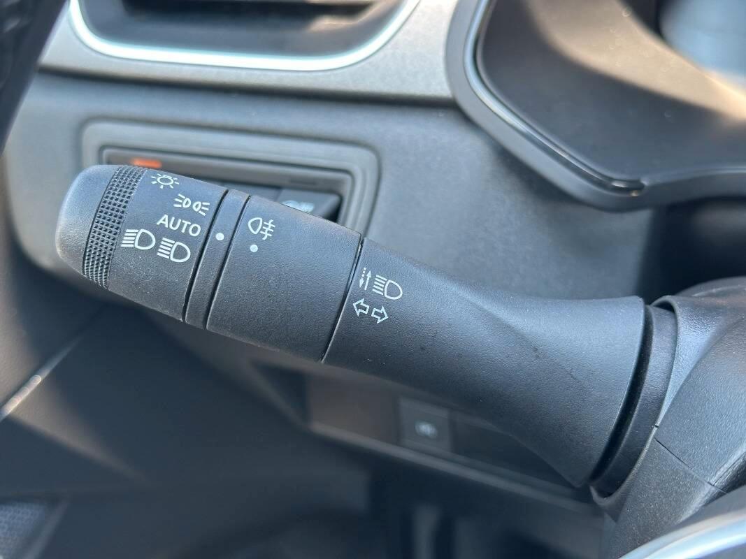 Renault Captur 1.0 eco-g Techno 100cv con Telecamera e CarPlay