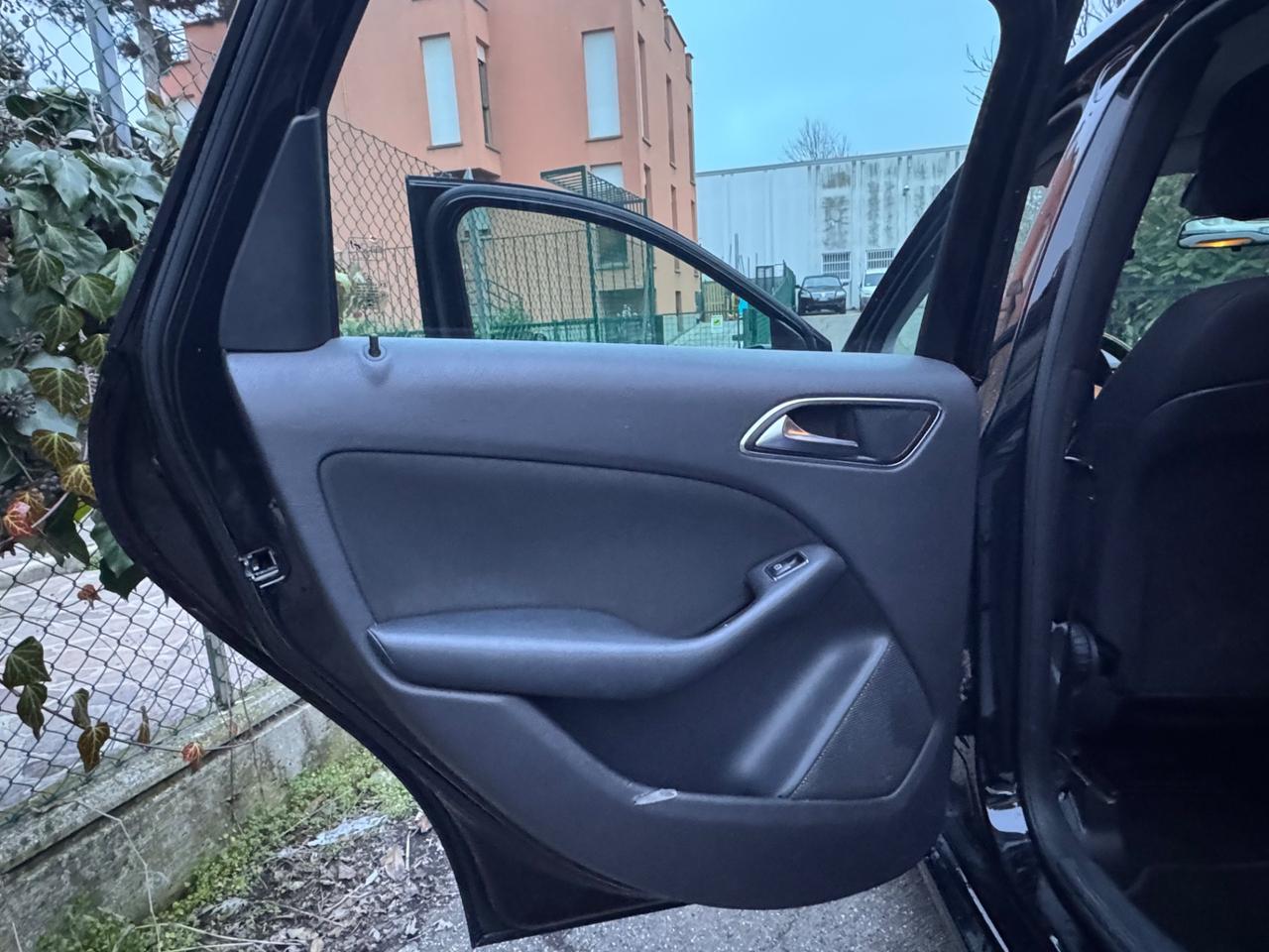 Mercedes-benz B 180 CDI Automatic Premium