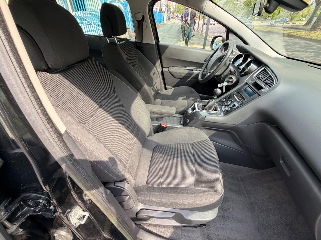 Peugeot 5008 1.6 HDi 112CV 7 Posti 2012