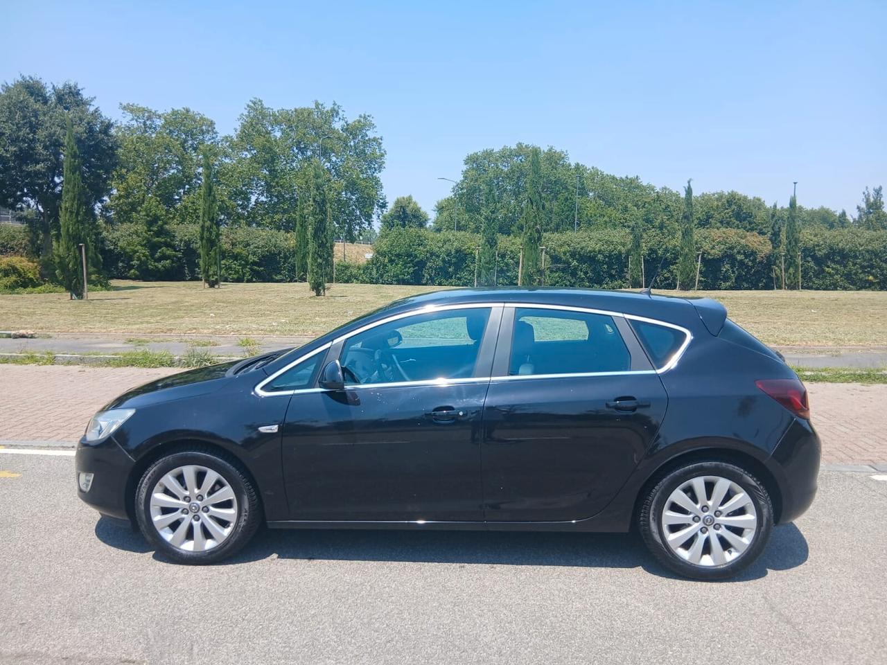Opel Astra 1.7 CDTI 110CV 5 porte Cosmo