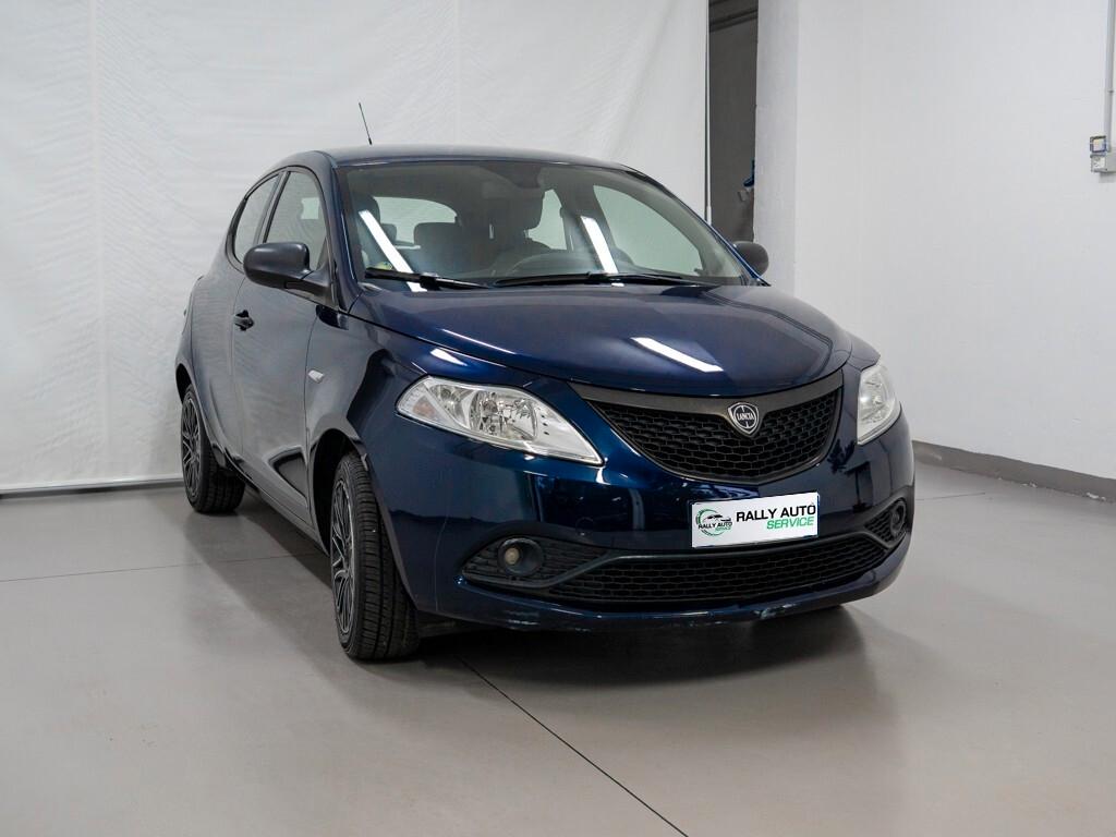 Lancia Ypsilon 1.2 69 CV GPL Ecochic Elefantino Blu 5 porte