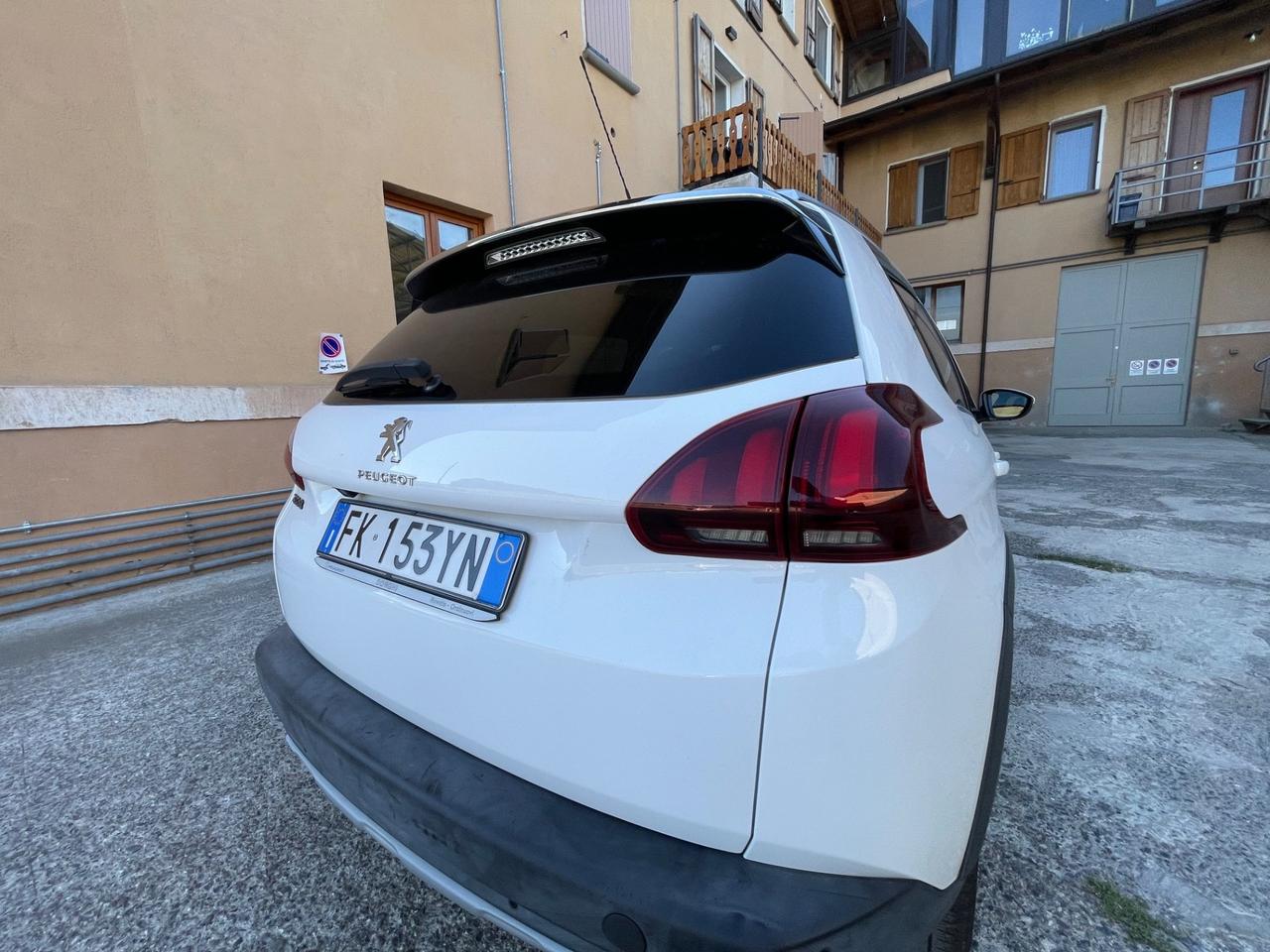 Peugeot 2008 BlueHDi 120 S&S Allure