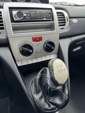 Lancia Ypsilon 1.4 8v Argento ecochic Gpl fino 2029
