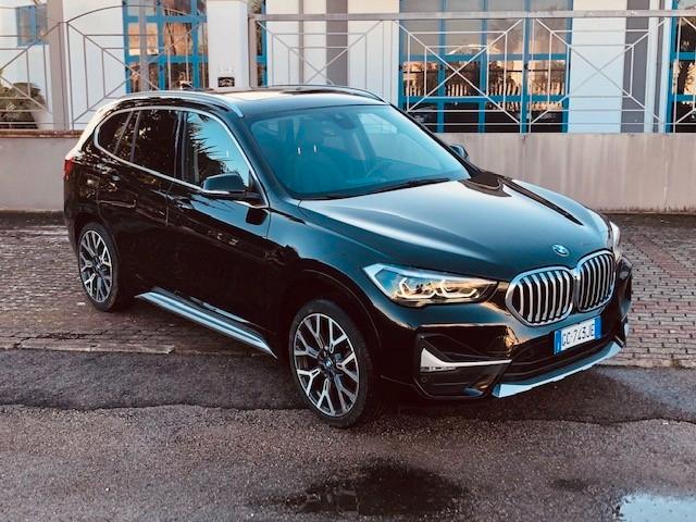 Bmw X1 sDrive18d xLine Navi , pelle totale , doppio tetto apribile , telecamera ecc