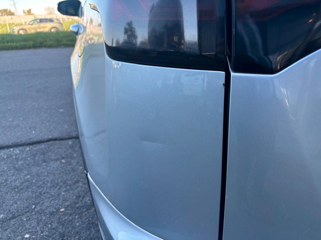 Toyota RAV 4 NEOPANTENTATO RAV4 2.0 D-4D 2WD Business