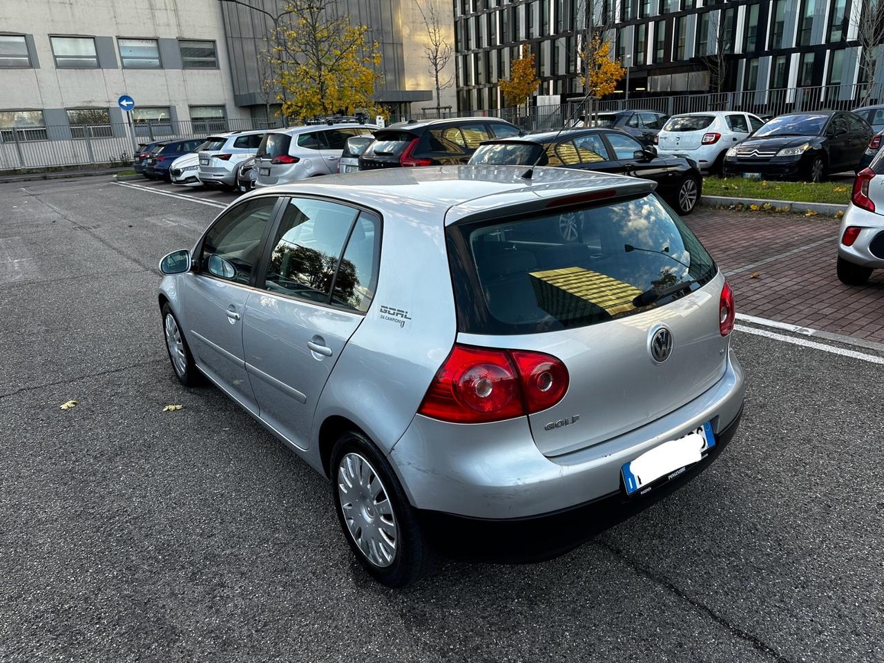 Volkswagen Golf 1.6 16V FSI 5p. Sportline