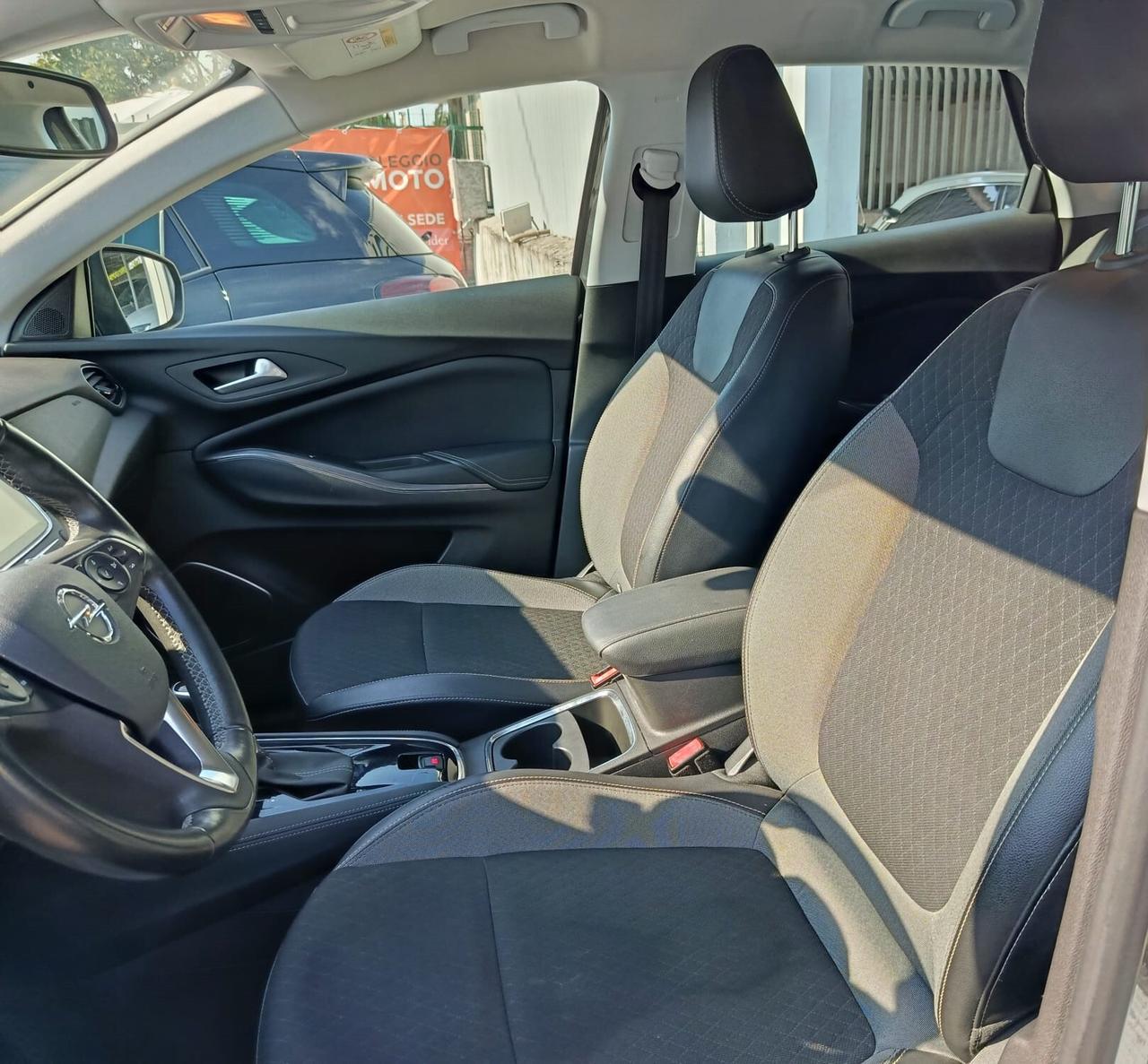 Opel Grandland 1.5 diesel Ecotec aut. Business Elegance