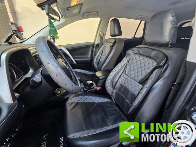 TOYOTA RAV 4 2.0 D-4D 4WD Lounge
