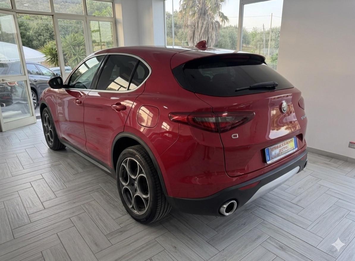 Alfa Romeo Stelvio 2.2turboD AT8 SPRINT ROSSO FERRARI2020