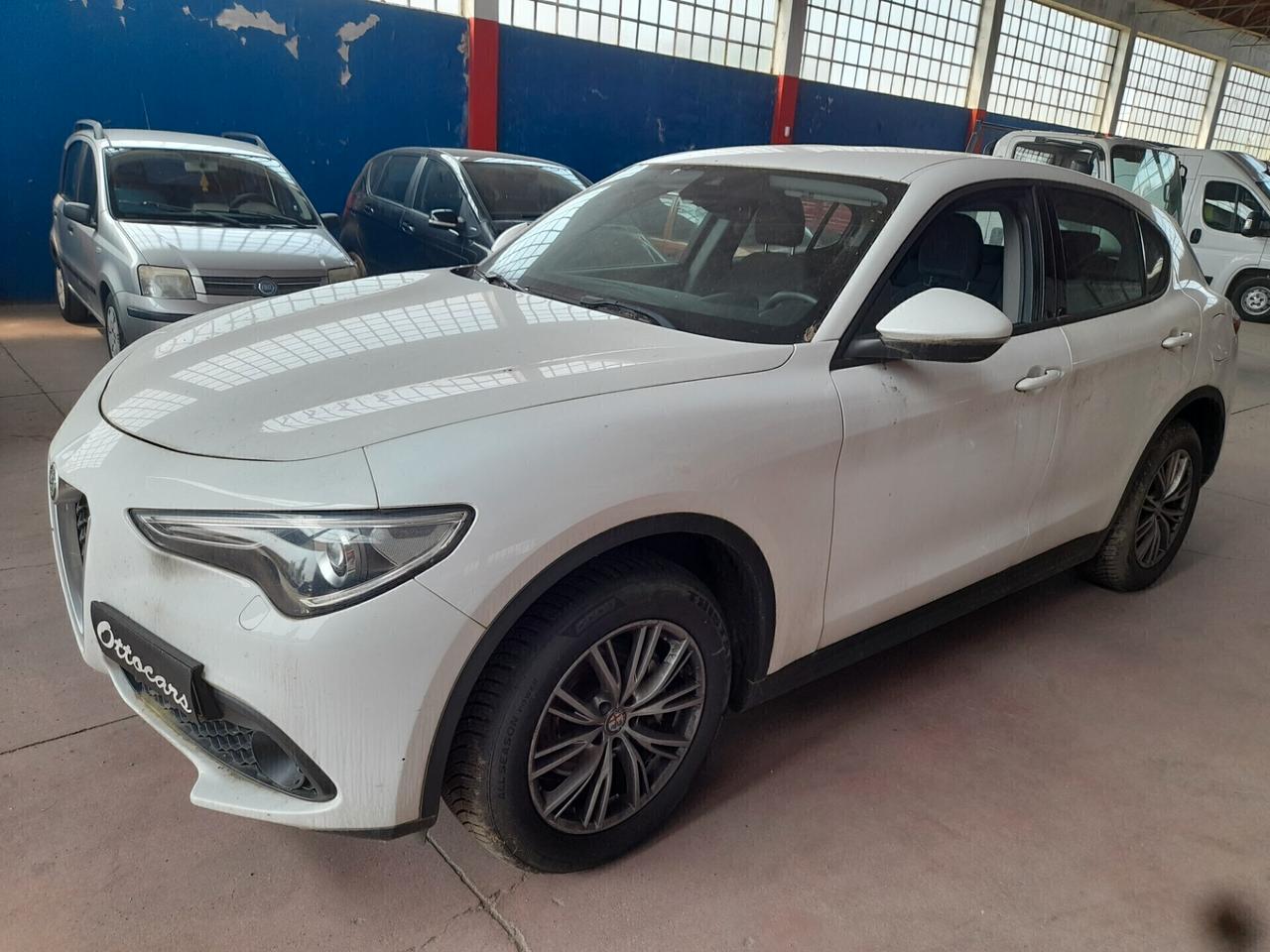 Alfa Romeo Stelvio 2.2 Turbodiesel 180 CV AT8 Q4 Executive