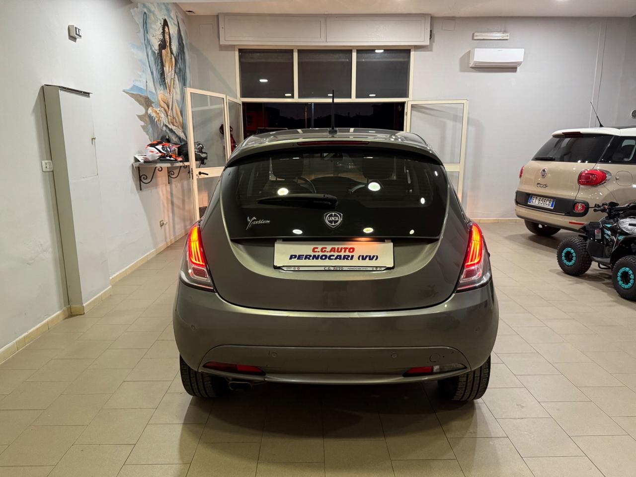 Lancia Ypsilon 1.2 69 CV 5 porte S&S Gold