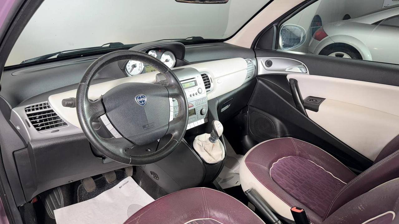Lancia Ypsilon 1.2 Versus