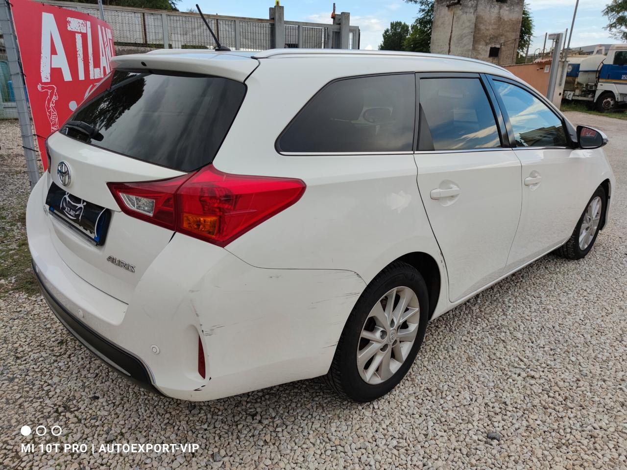 Toyota Auris Touring Sports 1.4 D-4D Lounge