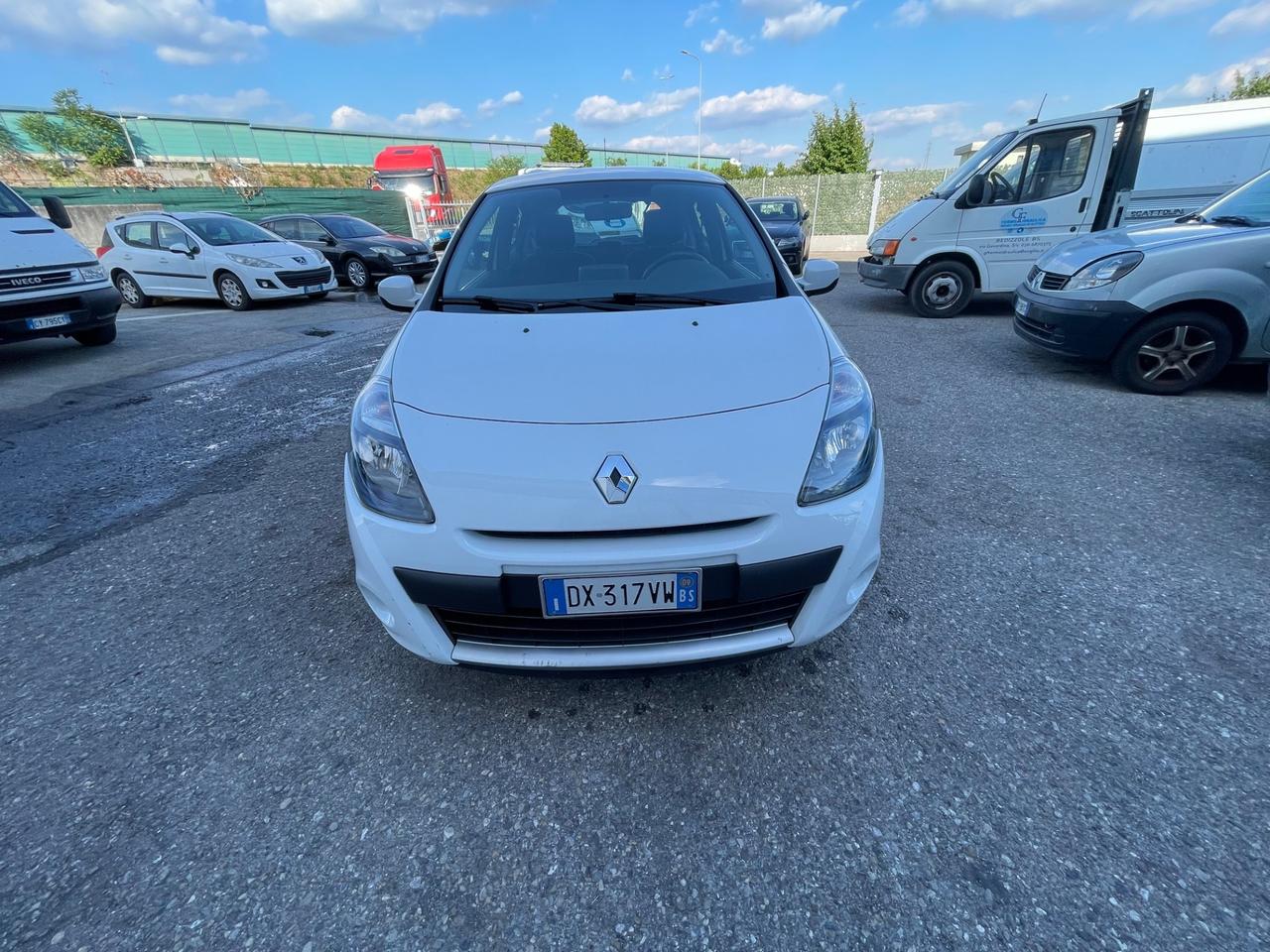 Renault Clio 1.2 16V 3 porte Confort