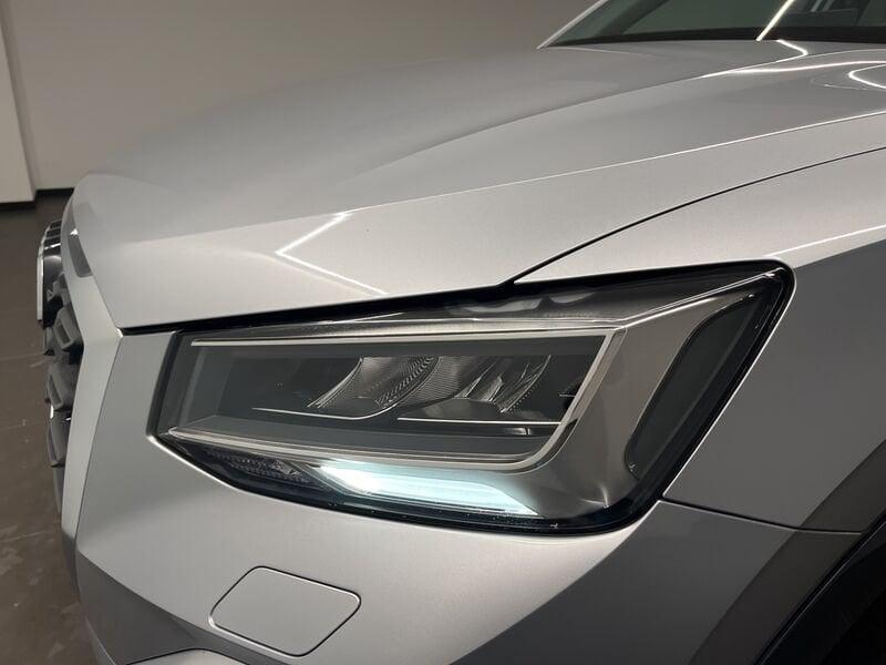 Audi Q2 Audi Business Advanced 30 TFSI 81(110) kW(CV) 6-marce