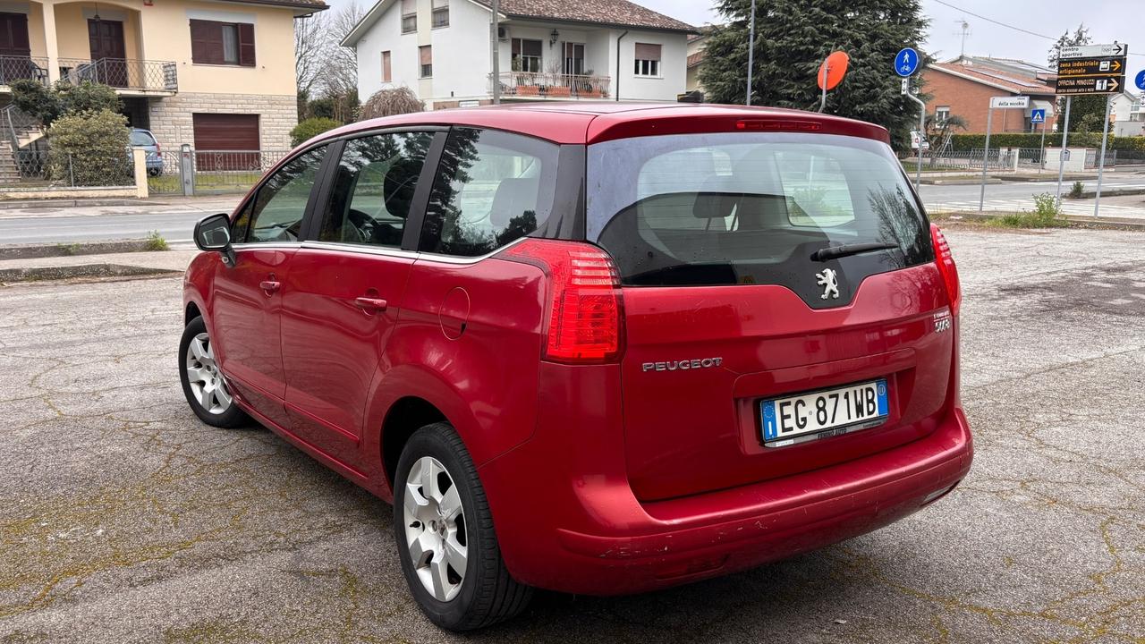 Peugeot 5008 1.6 VTi 120CV Tecno