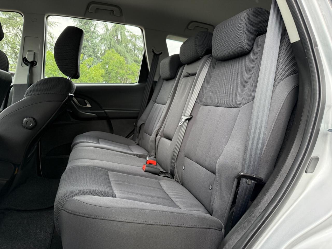 Mahindra XUV500-2.2d.|7 POSTI|UNIPRO|CARPLAY