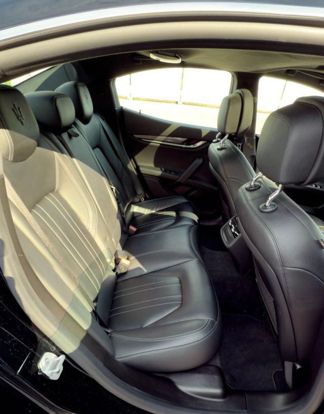 MASERATI Ghibli V6 350 CV